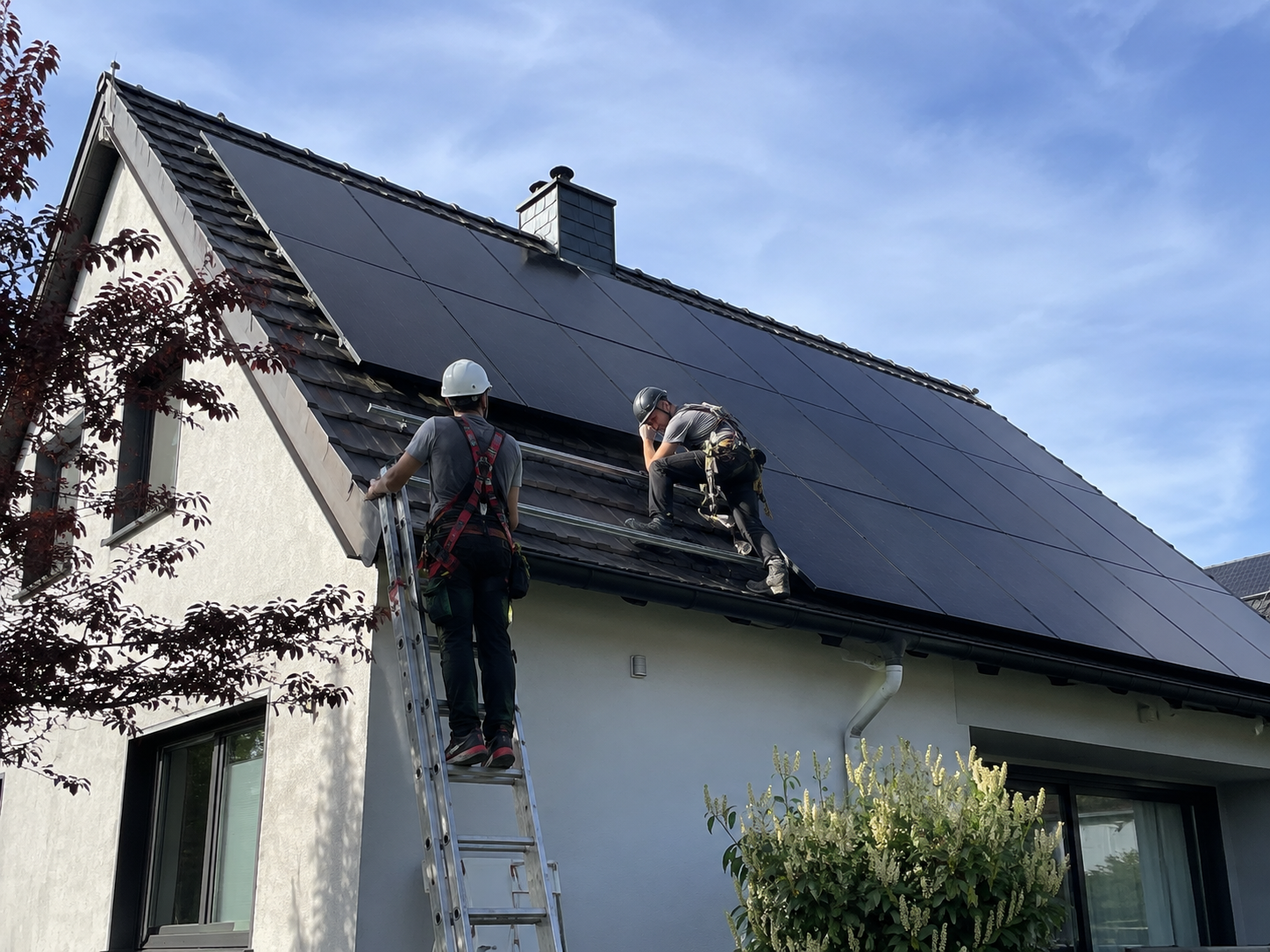 SEG Photovoltaikmontage auf einem Wohngebäude